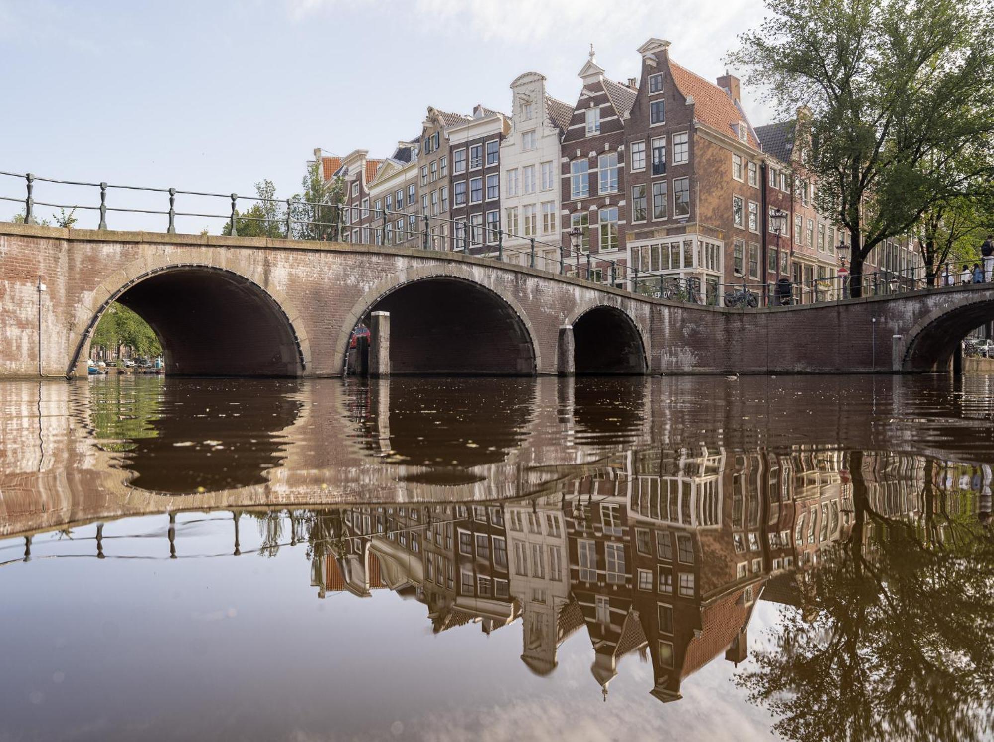 Skinny Bridge Boutique Stay Amsterdam Bagian luar foto